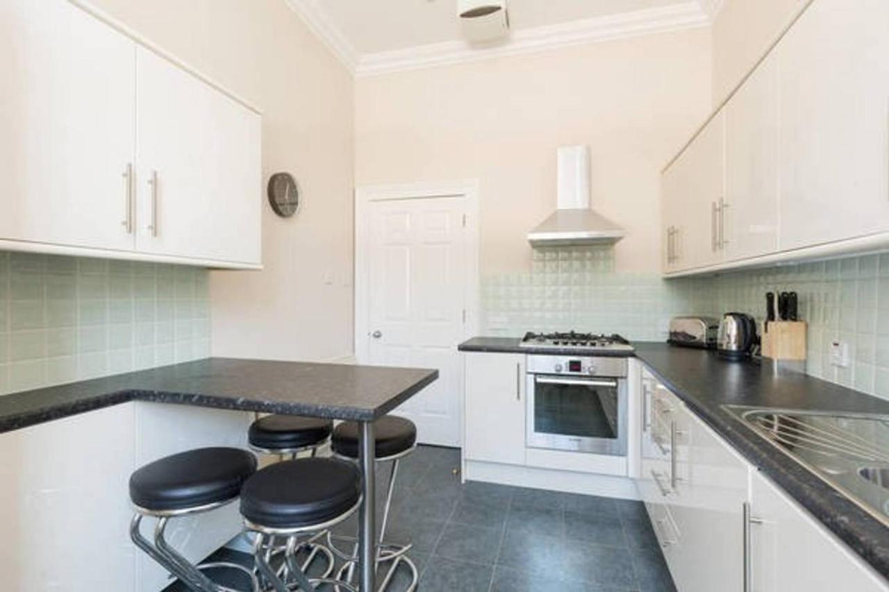 Altido Amazing Hanover St Apt In City Centre 2Br, 2Bath Edinburg Exteriör bild